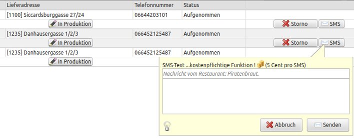 Benutzeroberfläche mit einer Kundenliste und einem „SMS“-Button, mit dem direkt eine Nachricht an den ausgewählten Kunden gesendet werden kann.